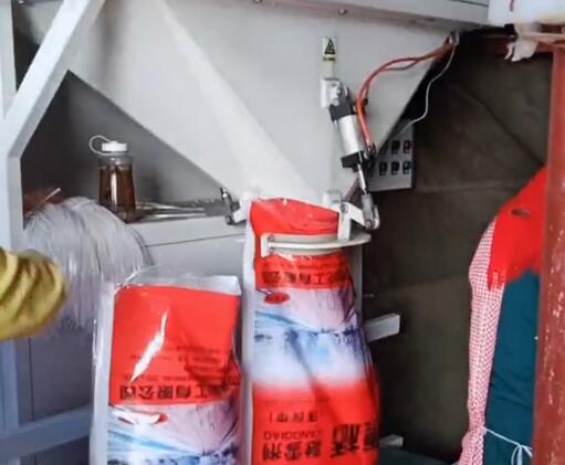 �w�����b�C